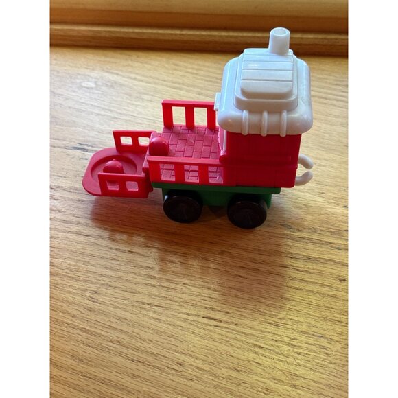 Little People 2002 Christmas Train Engine Santas Village Toy - Picture 5 of 6